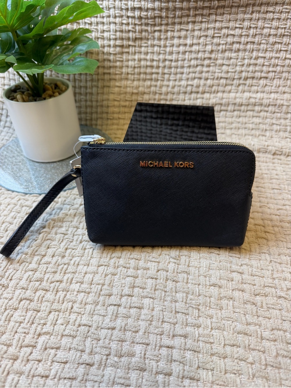 Michael Kors Black Saffiano Leather Zip Wristlet with Gold Logo